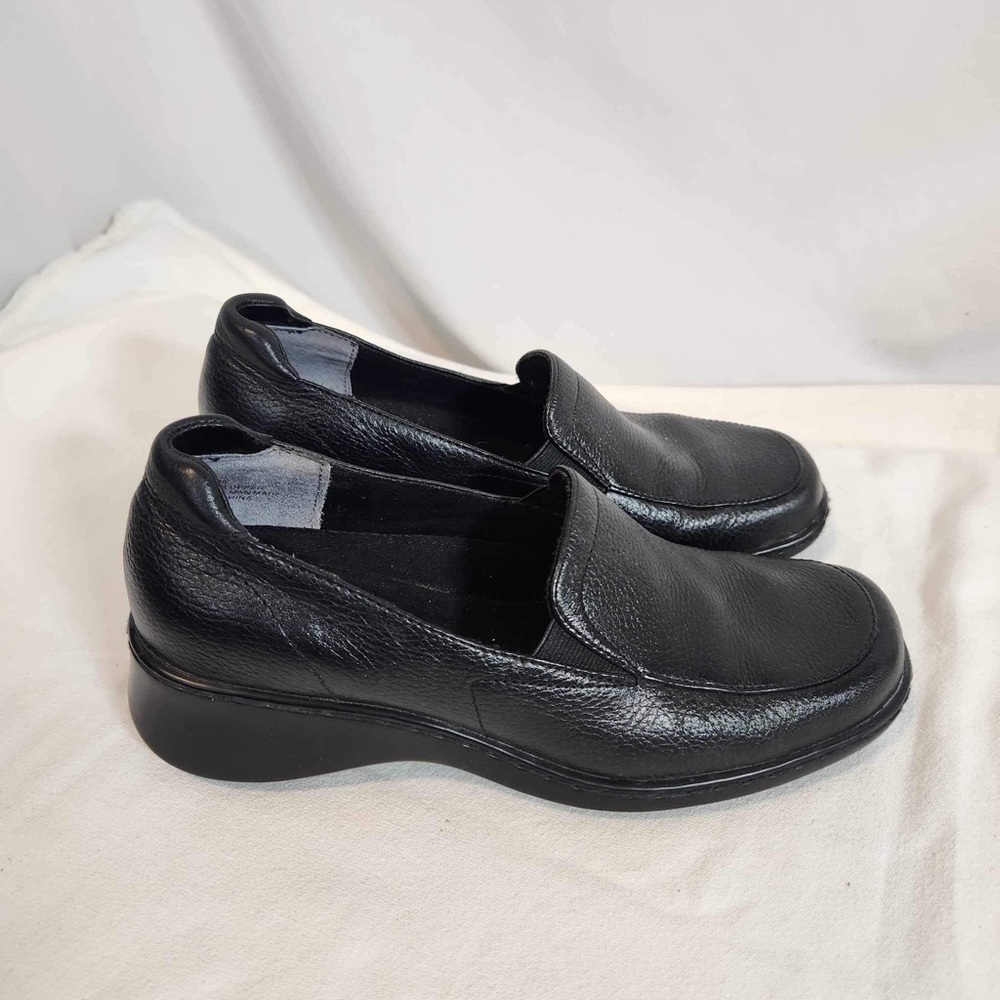St. john’s Bay Womens Faux Leather Slip On Shoes